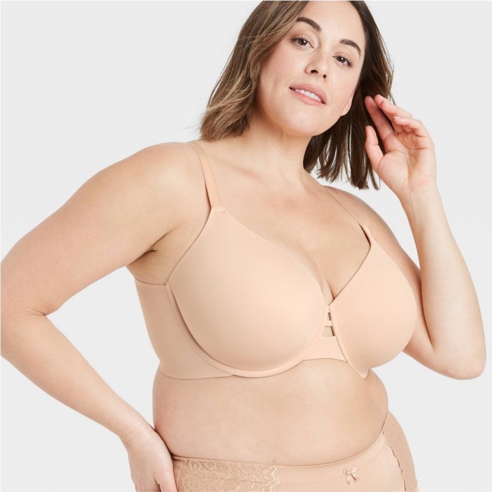 Women's Back Smoothing Bra - Audenโข
๐๐๐ข๐ ๐ ๐๐๐๐ - Picture 3 of 3